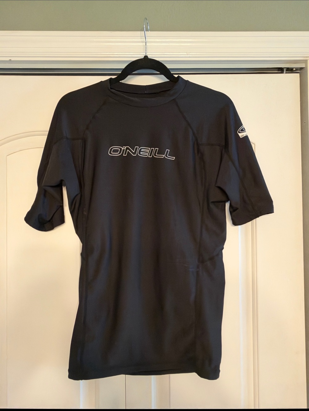 O'Neill Men's Black Short-Sleeve Rash Guard Swim Top